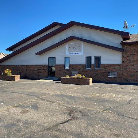Glendive Lodge Bagian luar foto