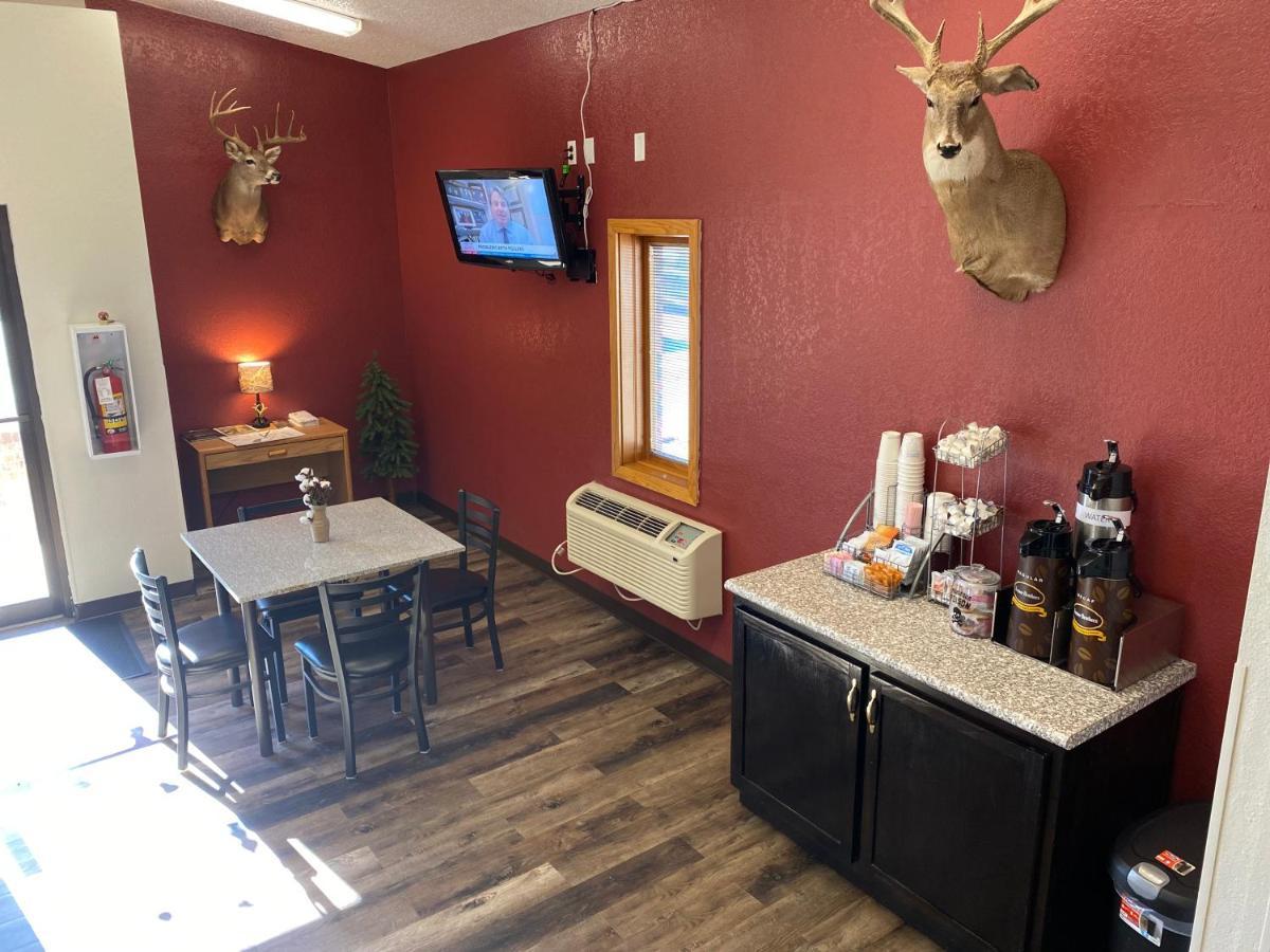 Glendive Lodge Bagian luar foto