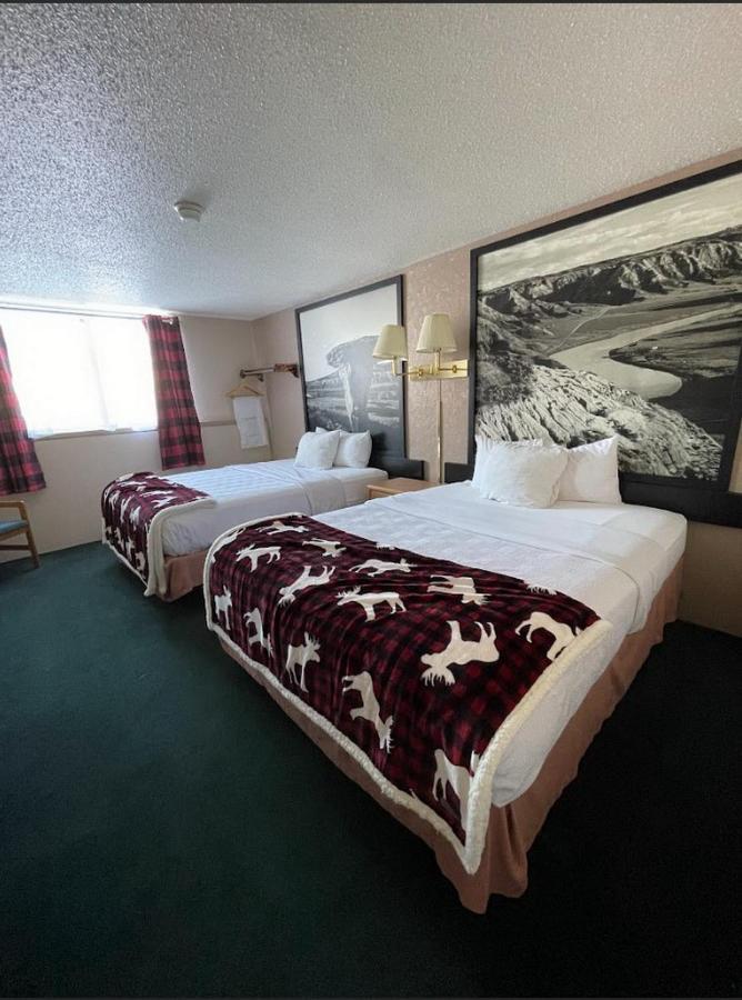 Glendive Lodge Bagian luar foto
